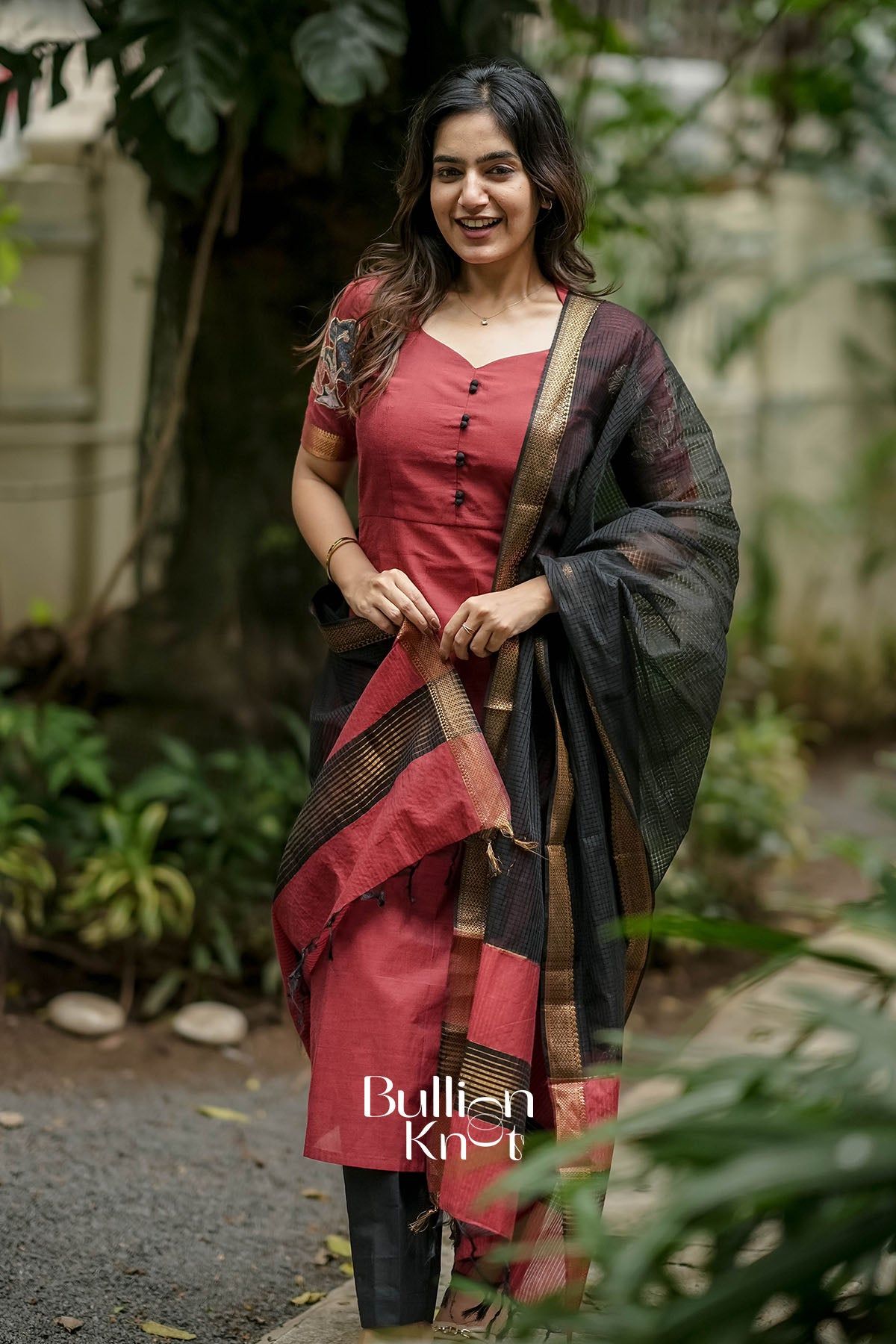 Avikaa Maroon Manglagiri Cotton Kurta Set for Elegance